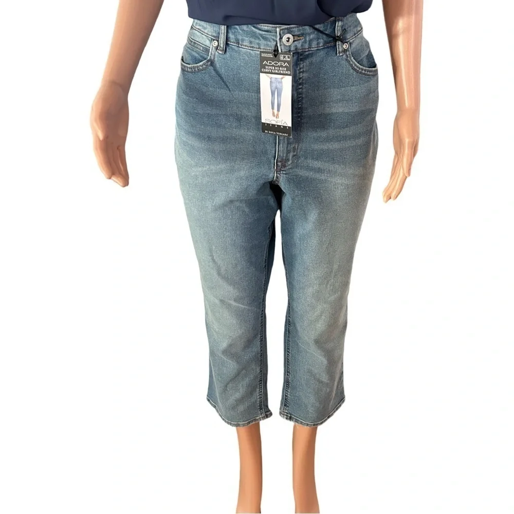 Sofia Jeans Adora Super Hi-Rise Curvy Girlfriend Jeans Light Wash Cropped